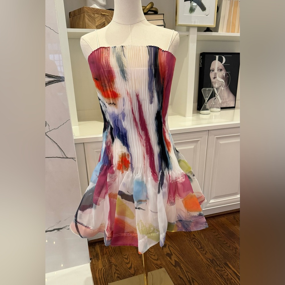 Aje size 8 ruched bodice organza miki dress.